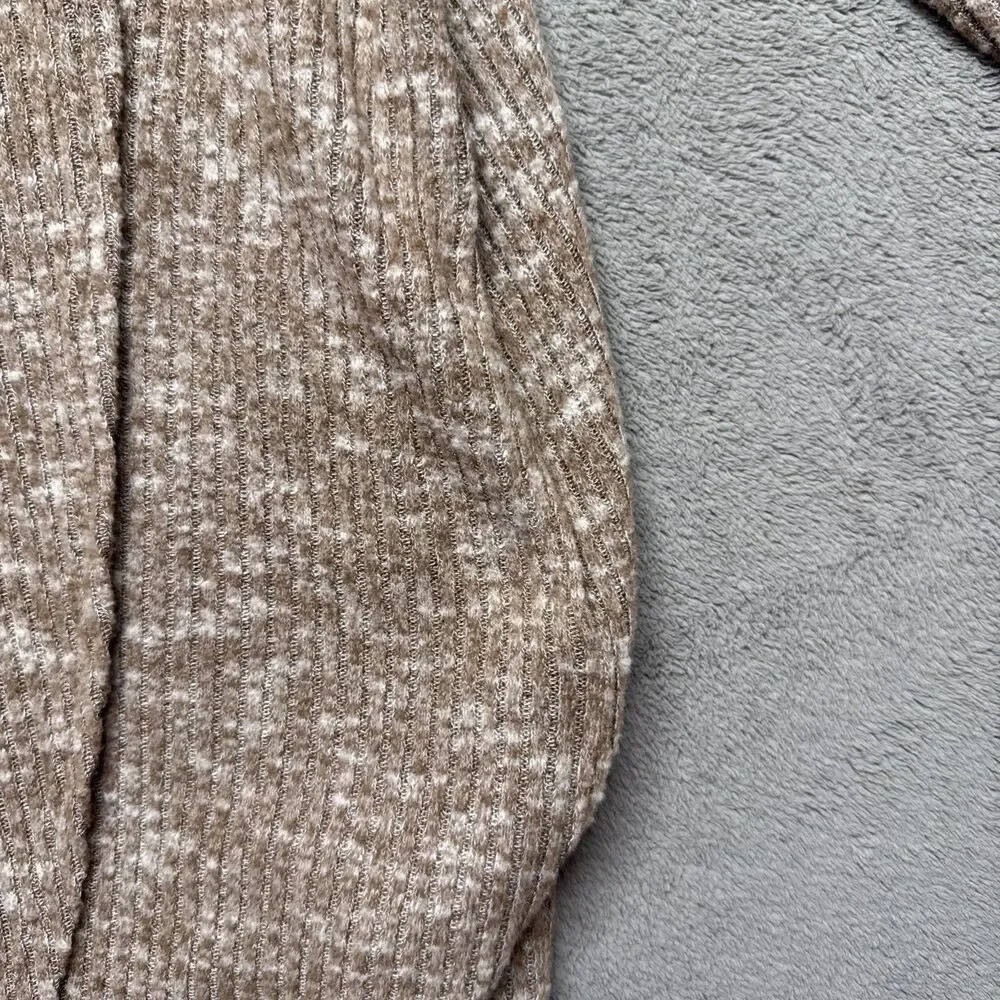 Womens M Beige Turtleneck Sweater Front Slit 3/4 Sleeve - Picture 2 of 8